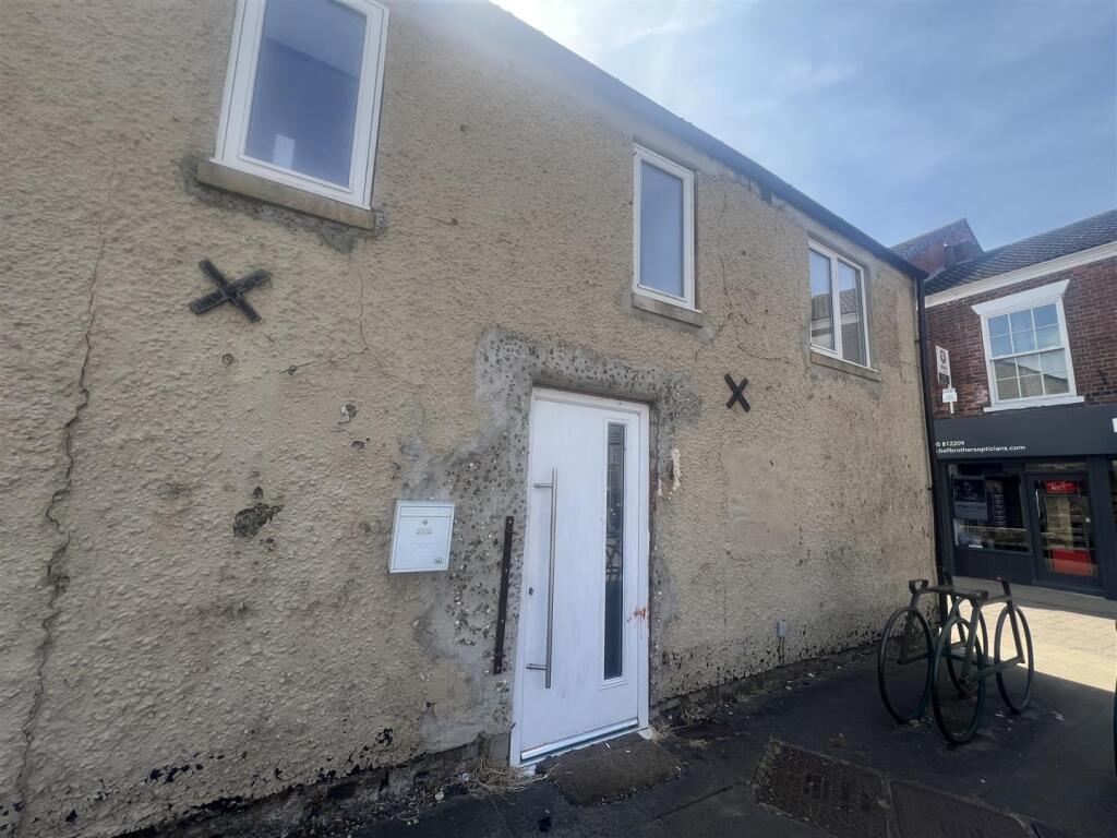 Main image of property: Finkle Street, Thorne, Doncaster