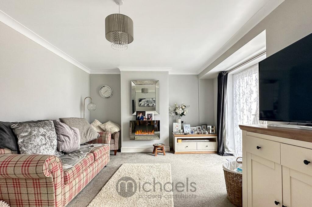 Berechurch Hall Road, Colchester, CO2 photo 3