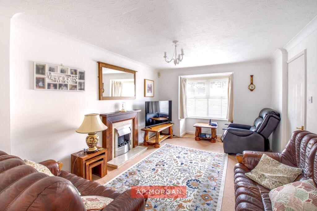 House in Bromsgrove - View 4