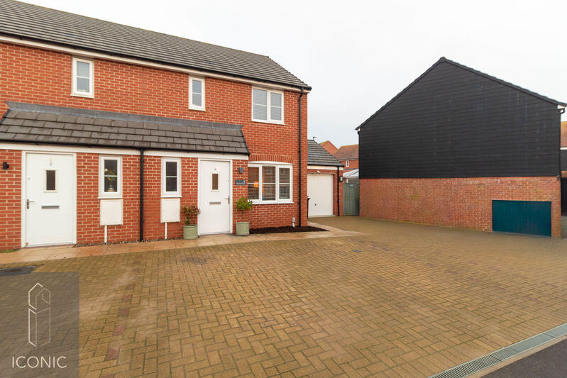 Main image of property: Sekynden Close, Oulton Broad, Lowestoft, Suffolk