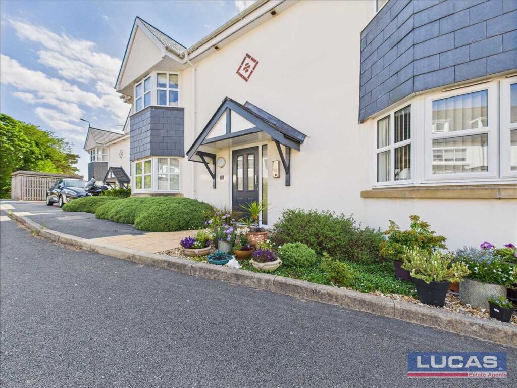 Main image of property: Llys Adda, Penrhosgarnedd, Bangor