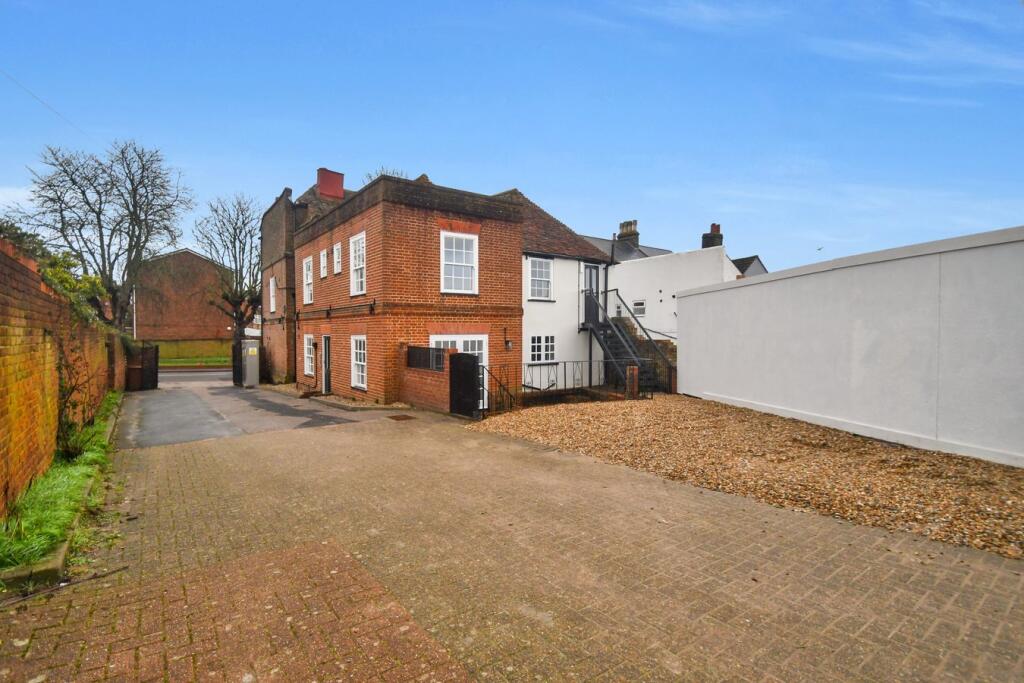 Main image of property: High Street, Rainham, Gillingham, ME8