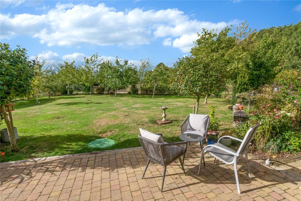 Tysoe Road, Kineton, Warwick, Warwickshire, CV35 photo 4