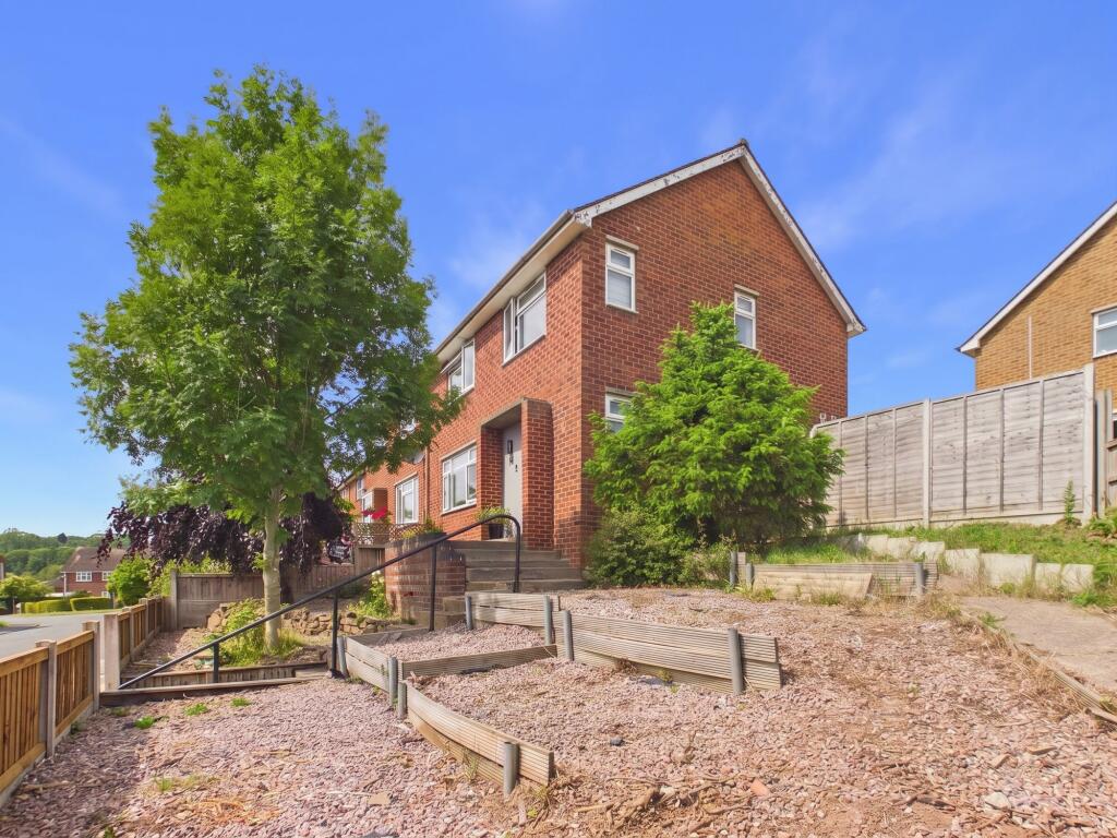 Main image of property: Westcliffe Avenue, Gedling, Nottingham