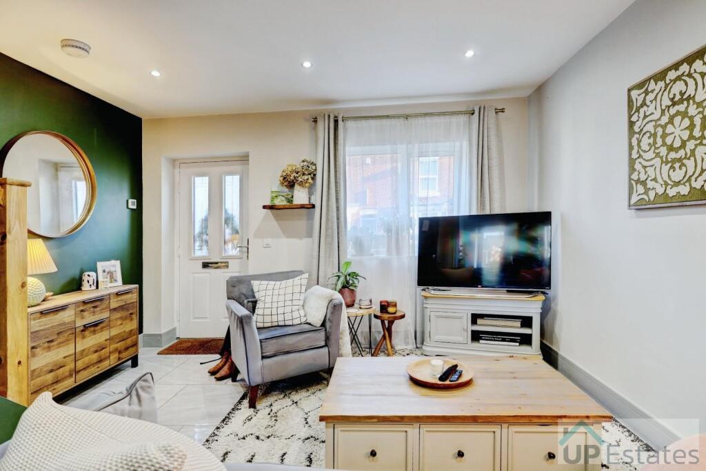 House in Rugby, Hillmorton Paddox - View 3