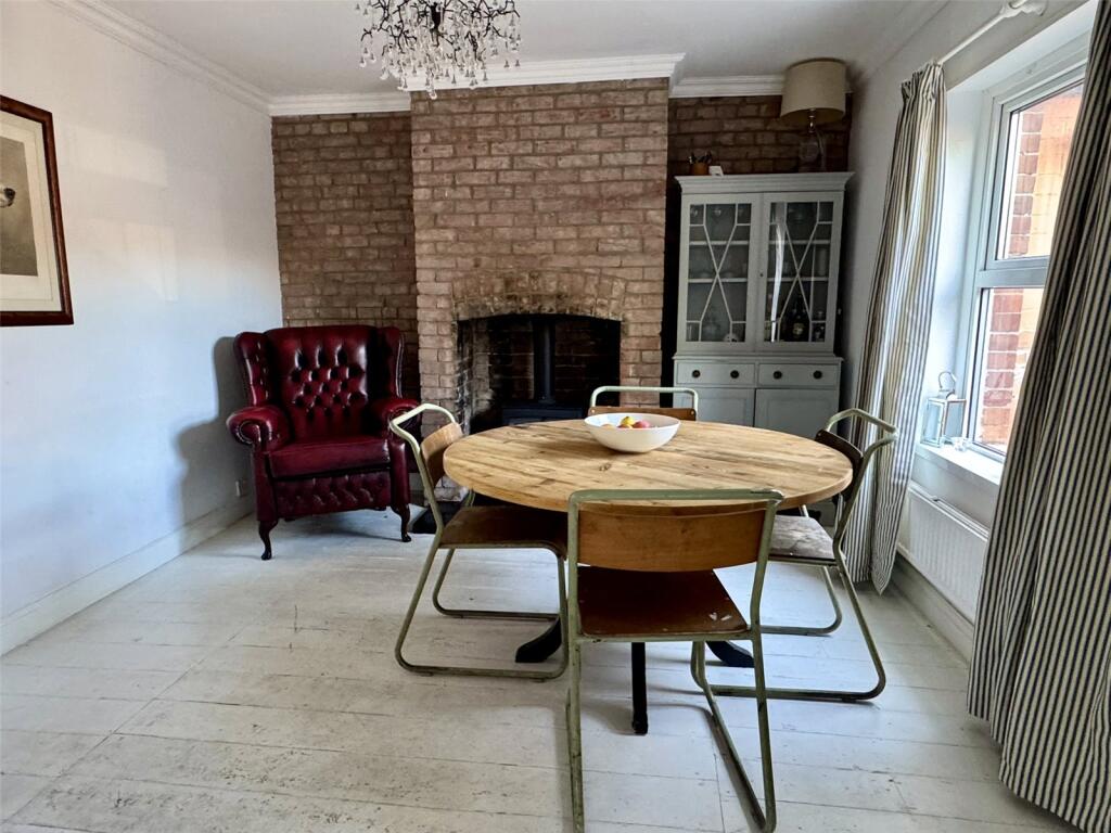 Holly Terrace, Chard, Somerset, TA20 photo 4