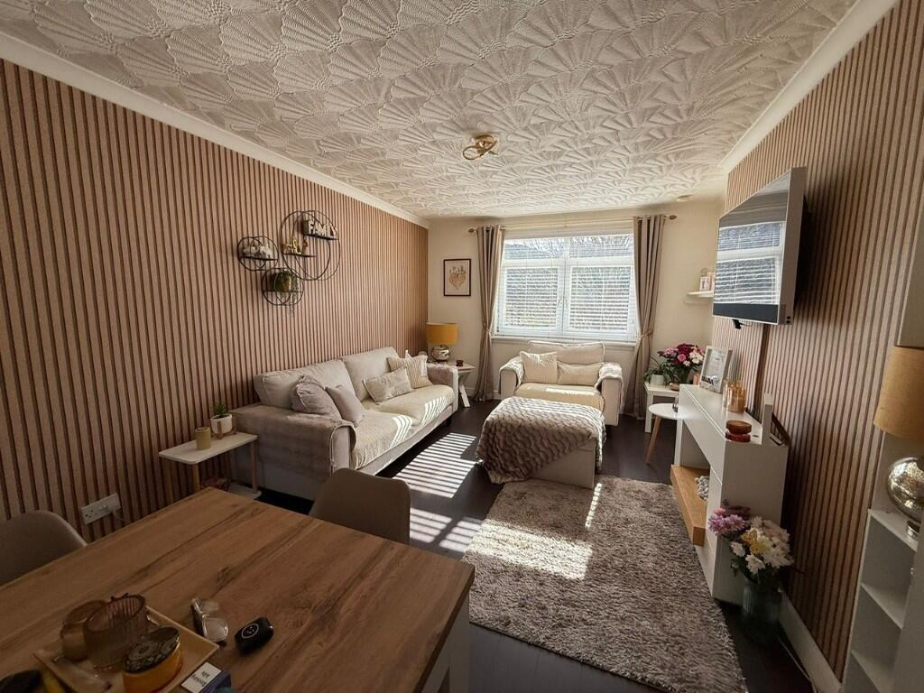 Raithburn Road, Glasgow, G45 photo 2