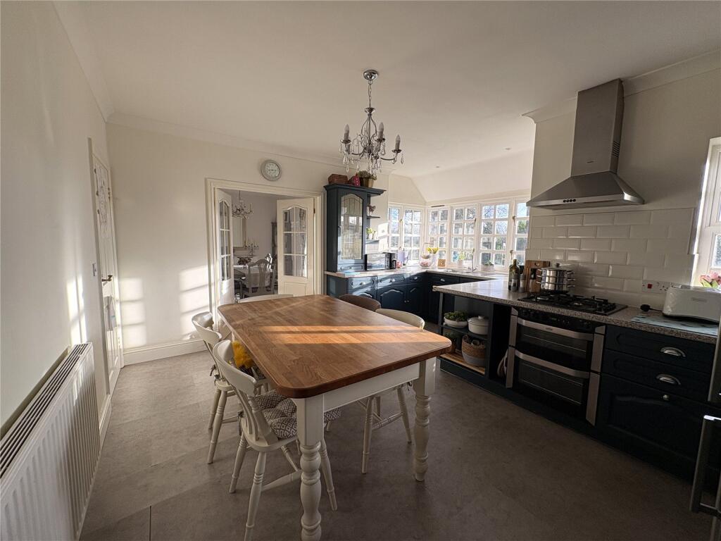 Sykes Lane, Balderton, Newark, Nottinghamshire, NG24 photo 5