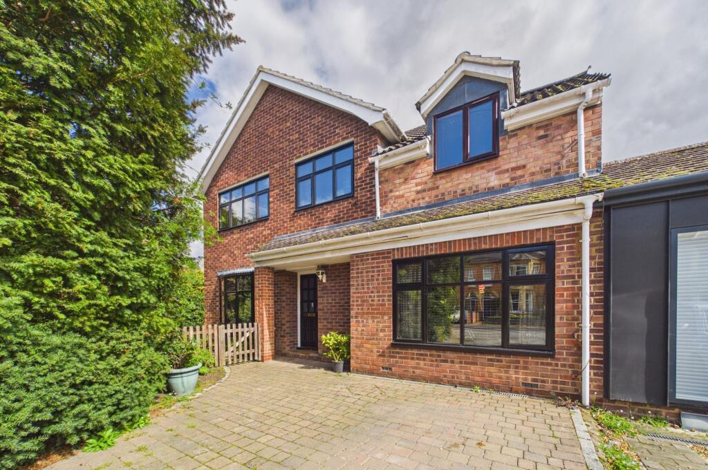 Main image of property: Rock Road, Cambridge