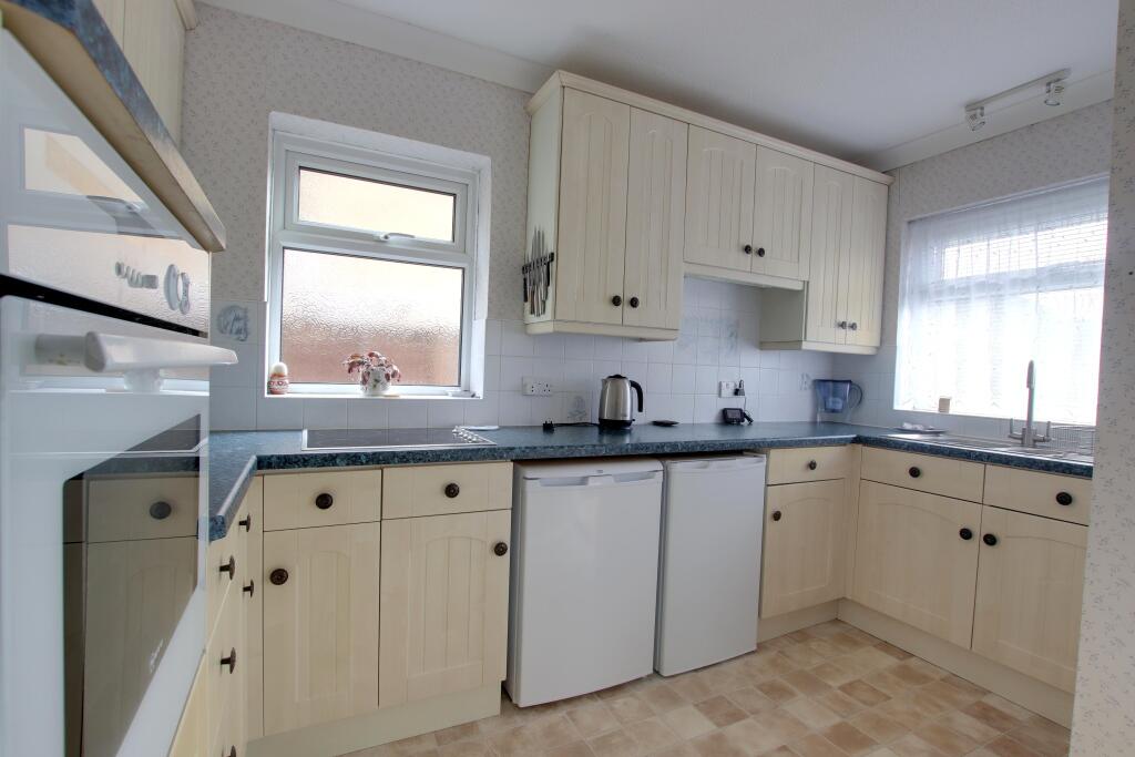 Malvern Avenue, Fareham photo 3