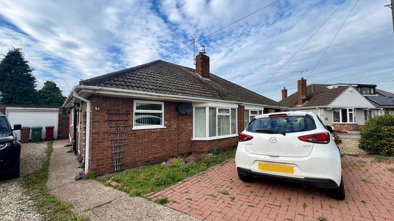 2-bed bungalow on Dewsbury Avenue, Scunthorpe, £140,000