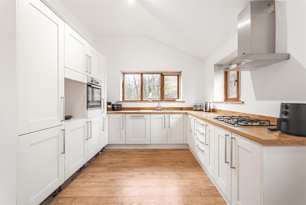House in Rossendale, Lancashire - View 4