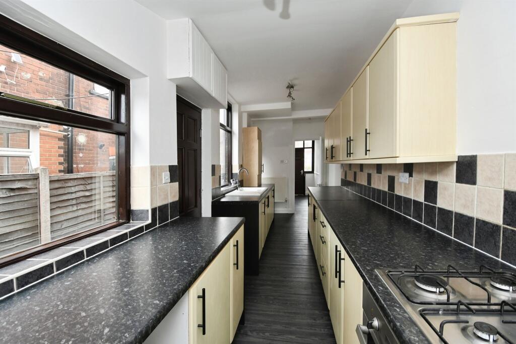 House in Doncaster, North Lincolnshire - View 3