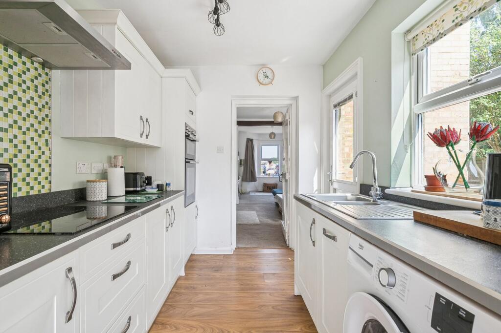 Ampthill Road, Flitwick, MK45 photo 4