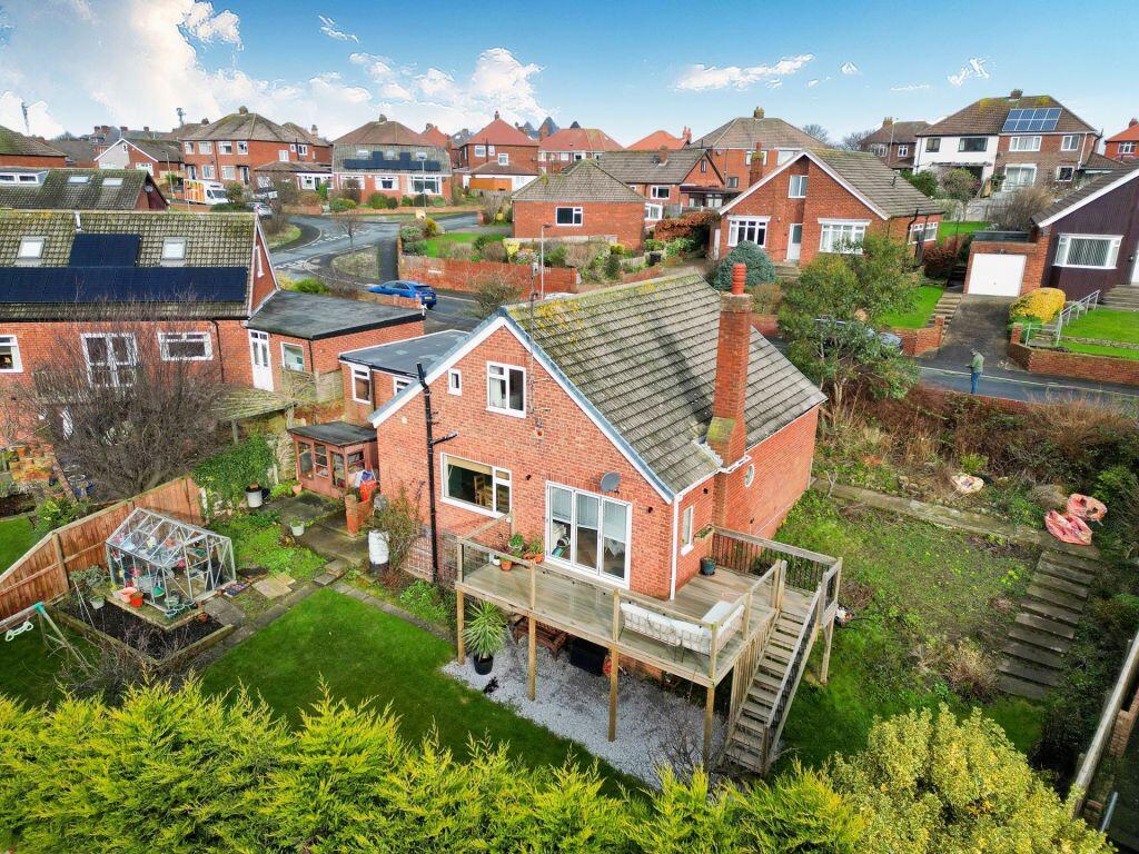 Main image of property: 4 Newlands Avenue, Whitby