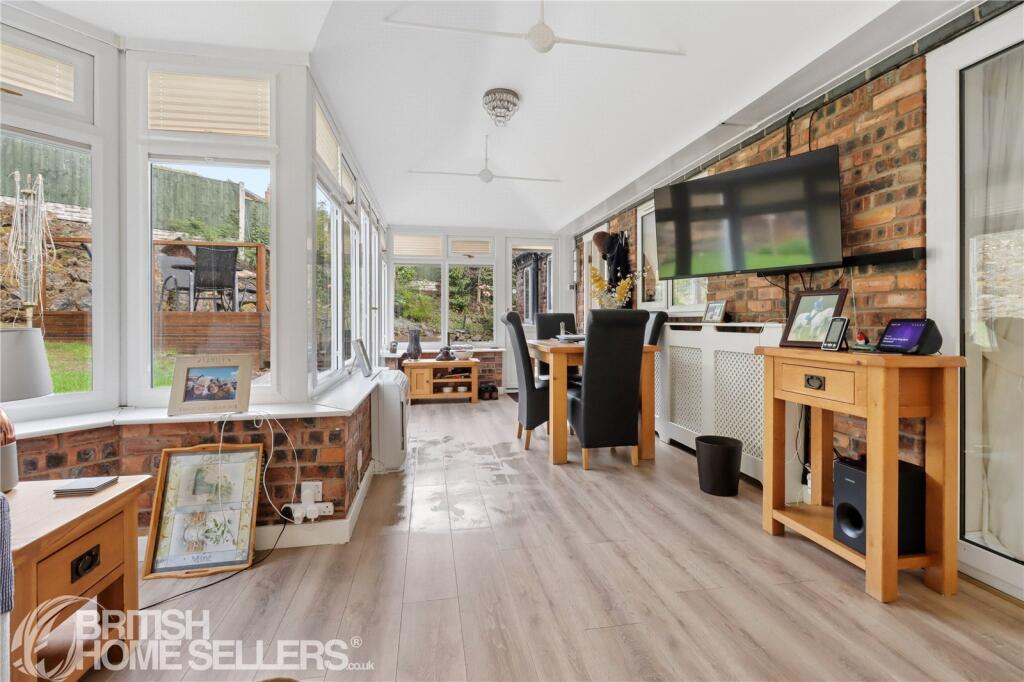 House in Llandudno - View 3