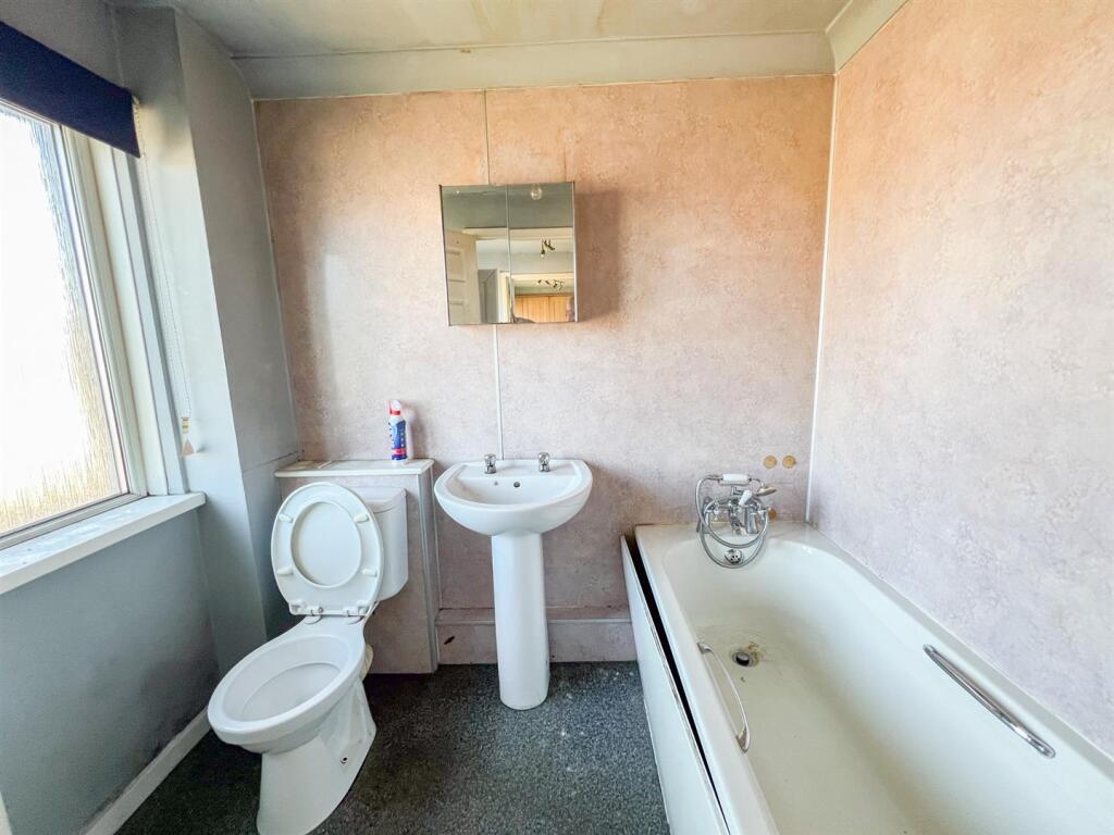 Apartment in Galashiels - View 3
