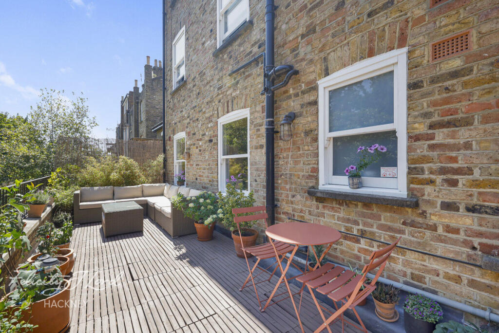 Main image of property: Queensdown Road, London