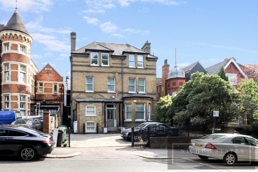 Main image of property: Arkwright Road, Hampstead, London, NW3 - SHARERS WELCOME