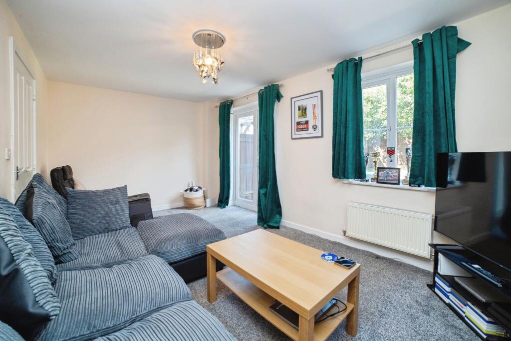 House in Ashfield, Sutton in Ashfield, Nottinghamshire - View 5