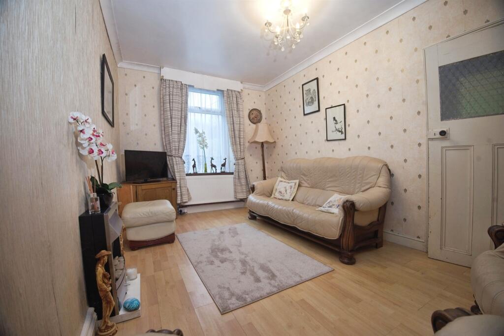 Vale View Terrace, Nantymoel, Bridgend photo 2