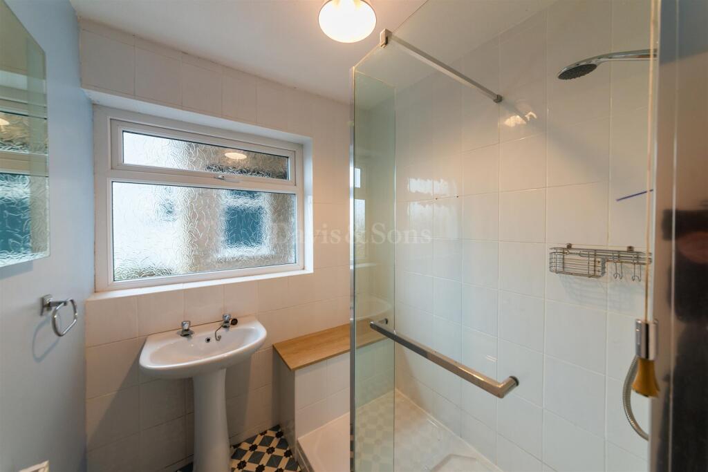 St James Close, Maesycwmmer, Hengoed, Caerphilly. CF82 7QT - View 4