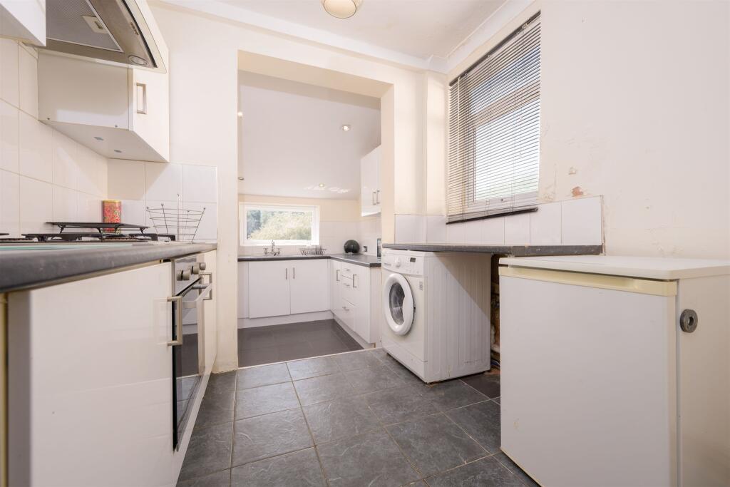 House in Desborough, North Northamptonshire - View 4