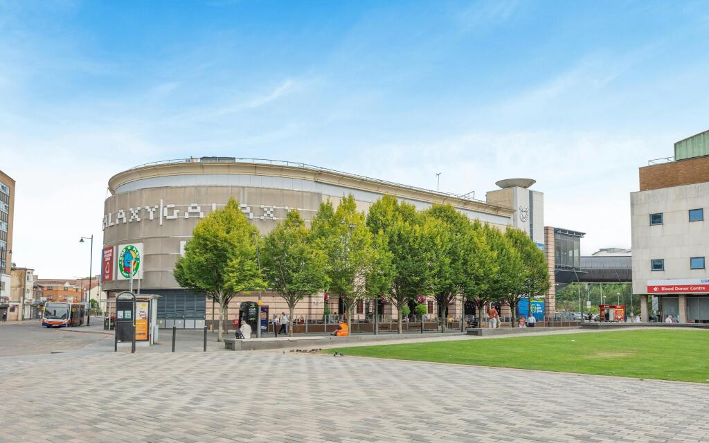 8659614exterior15.jpg