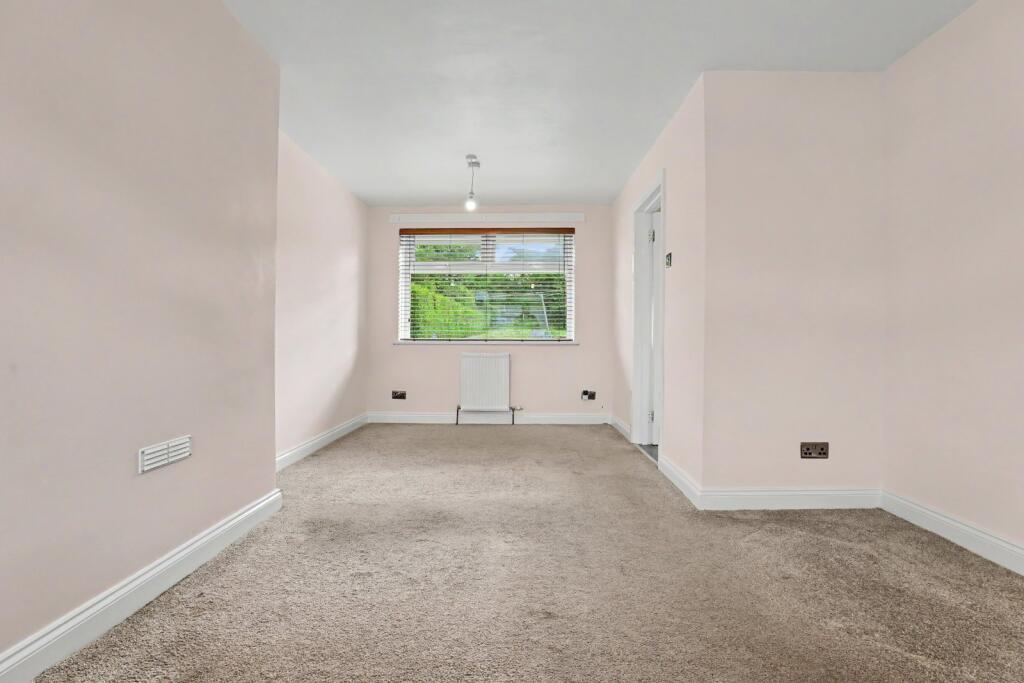 Lochinver Crescent, Paisley, Renfrewshire, PA2 photo 4