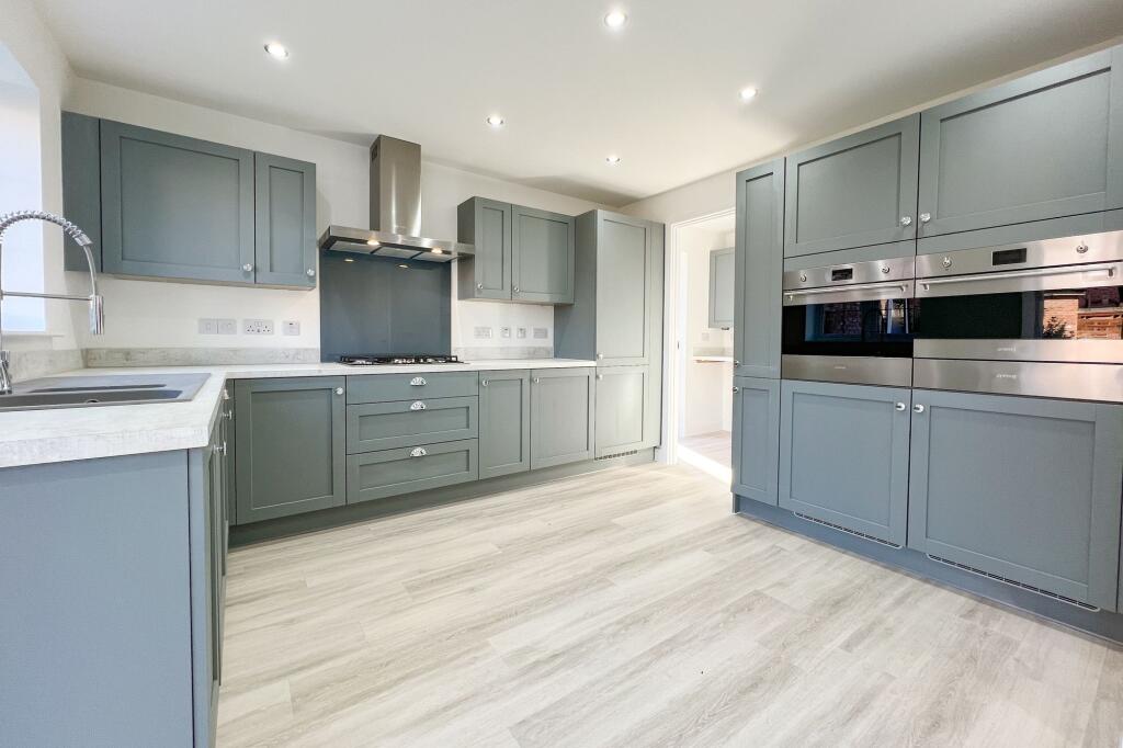 Kiln Drive, Sutton Bonington, LE12 photo 3