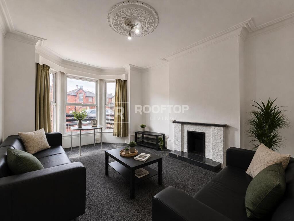 House in Leeds - View 4