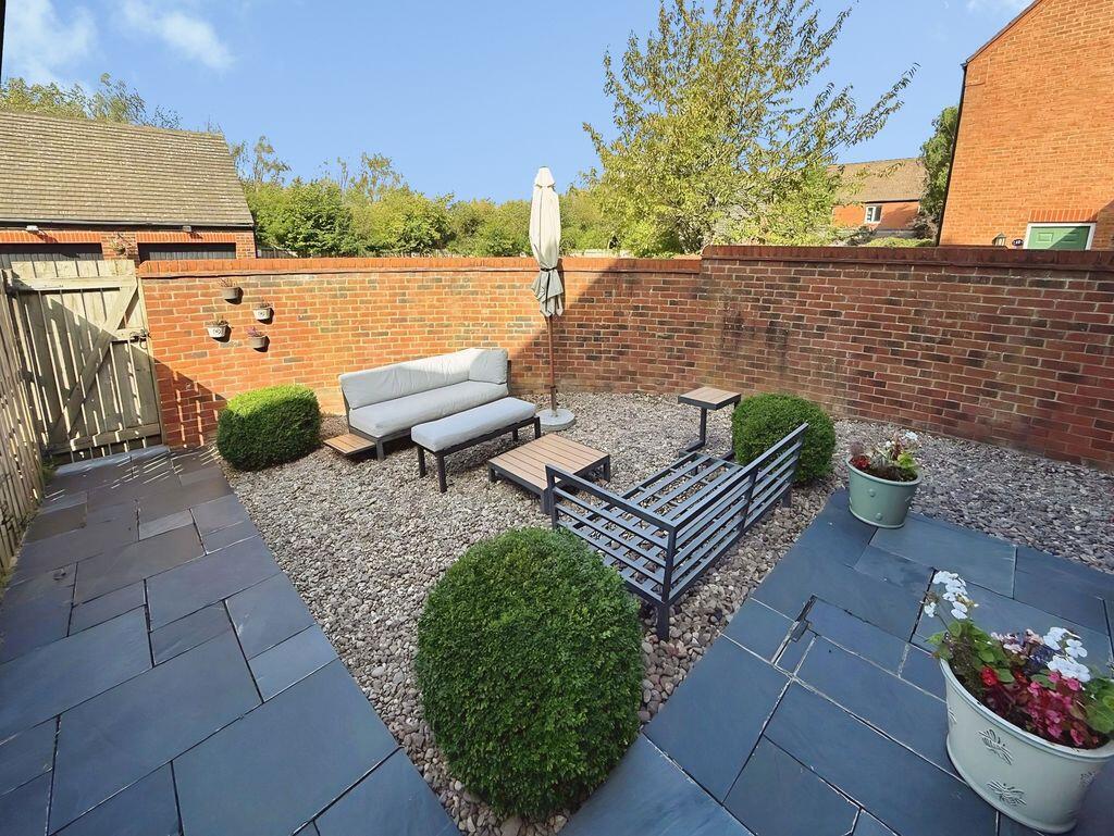 House in Newcastle upon Tyne, North Gosforth - View 2