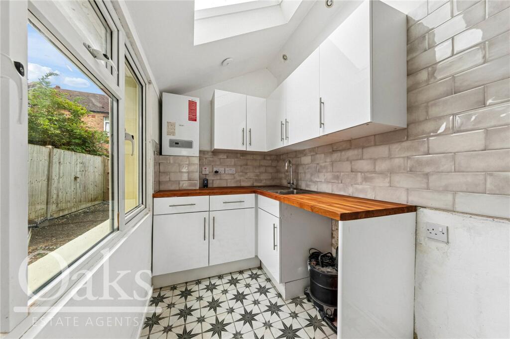 House in London - View 5