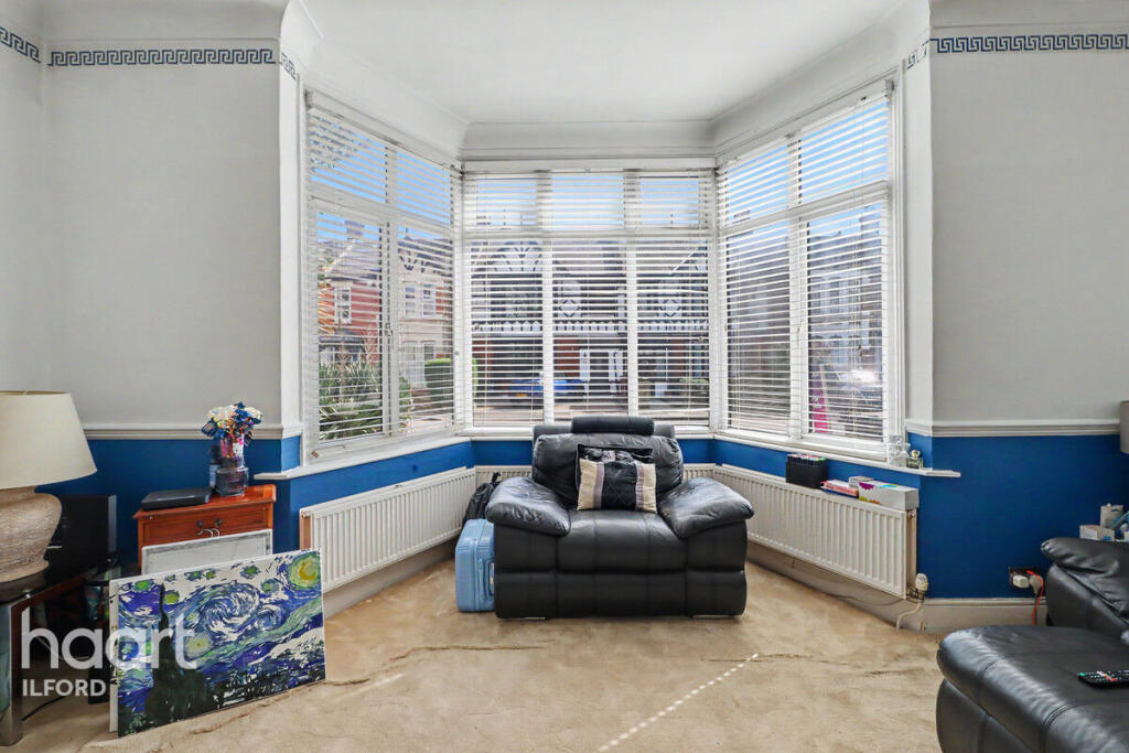 Clarendon Gardens, Ilford - More