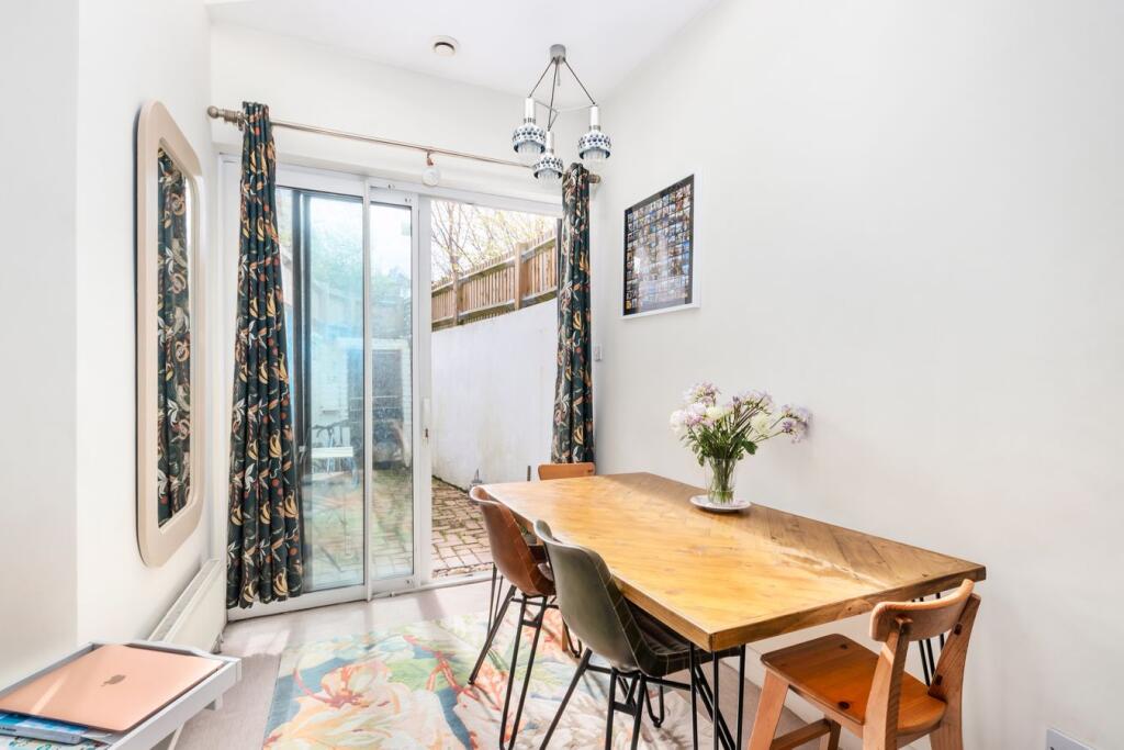 House in London, Hammersmith - View 3