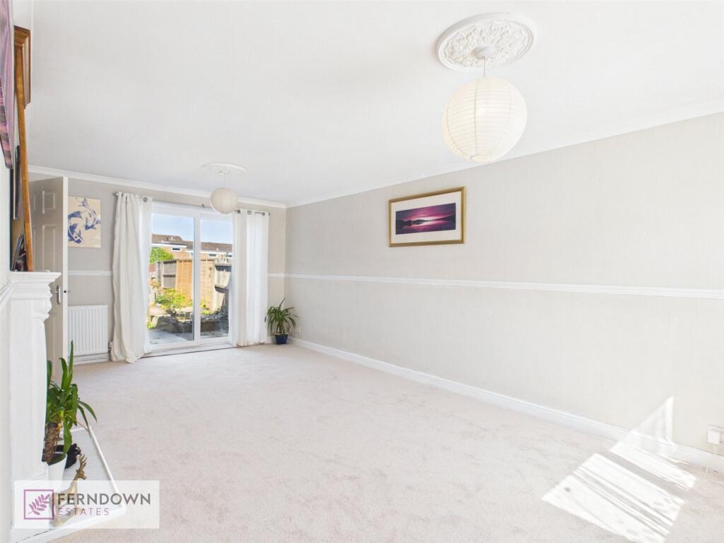 Piccadilly Close, Chelmsley Wood, Birmingham, West Midlands, B37 photo 4