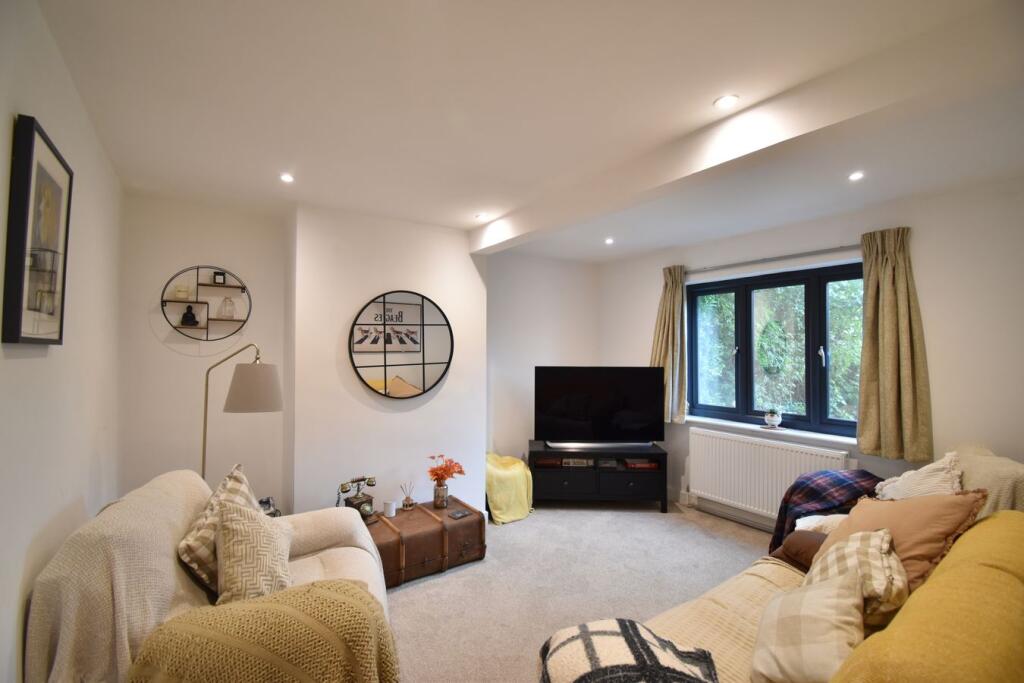 House in Rochester - View 2