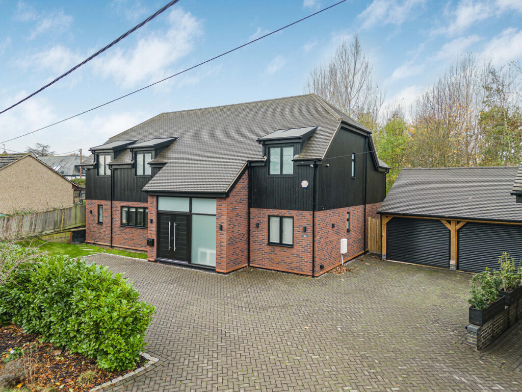 Main image of property: Cat Lane, Stadhampton, OX44