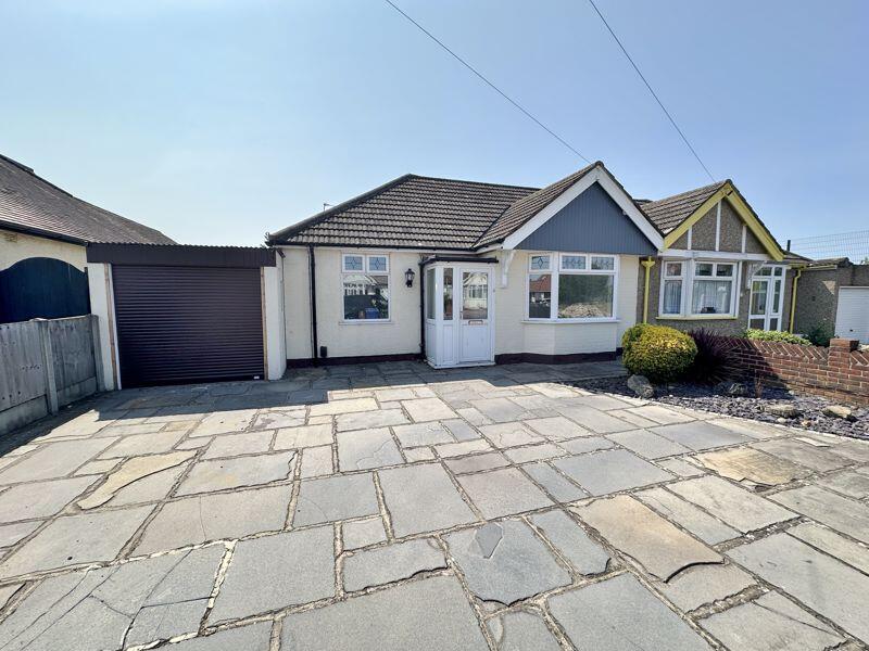 Main image of property: Tennyson Avenue, Grays