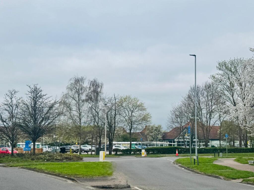 Additional image 5 of Panshanger Drive, Welwyn Garden City