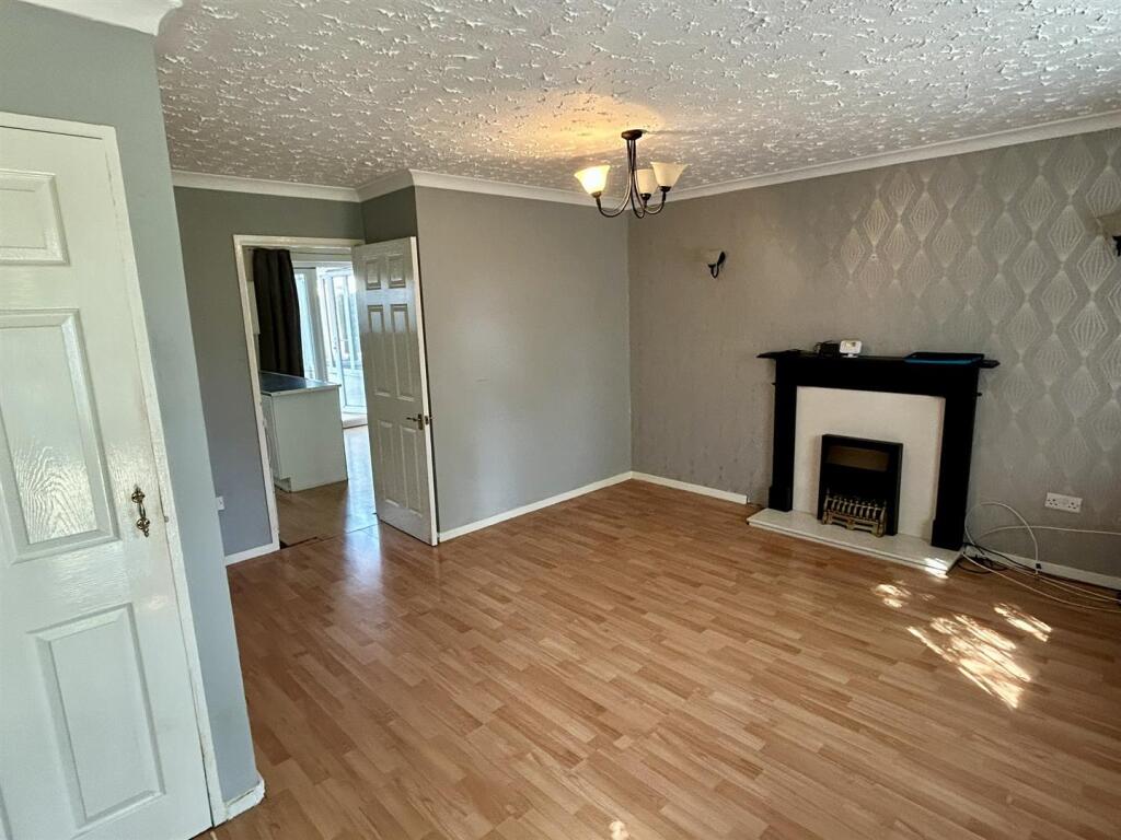 Auckland Drive, Smithswood, Birmingham photo 2