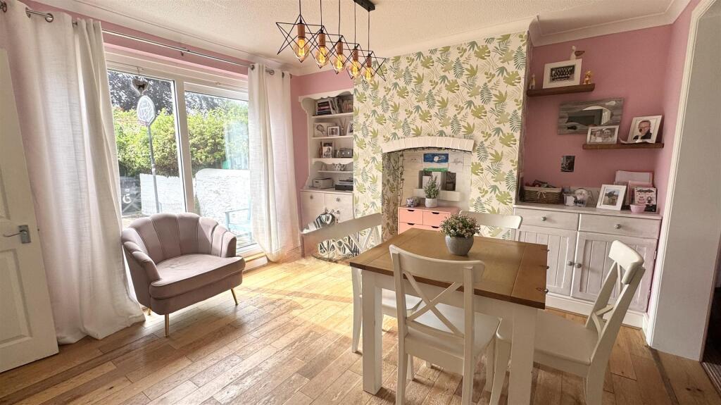 West Side of Braunton photo 4