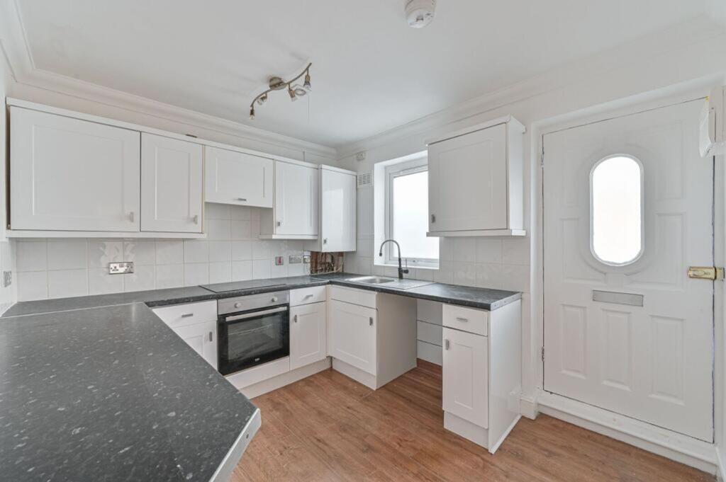 Apartment in London - View 2