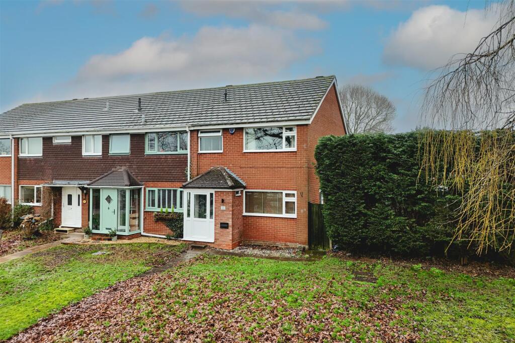 Main image of property: Greenside, Cheswick Green, Solihull