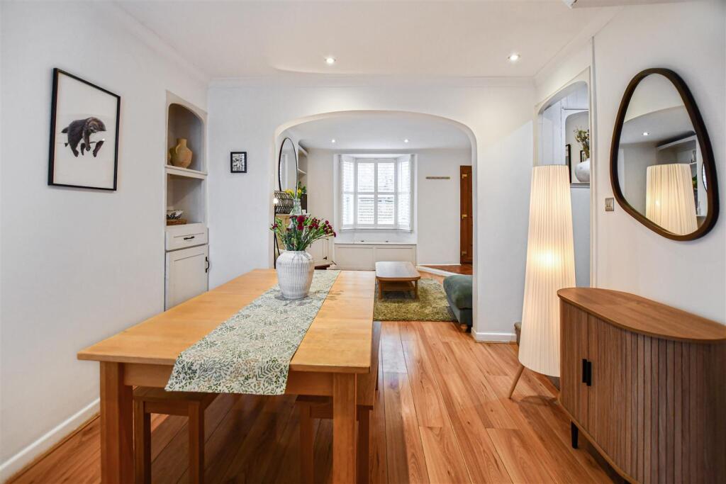 House in West Suffolk, Studlands Park, Newmarket - View 5