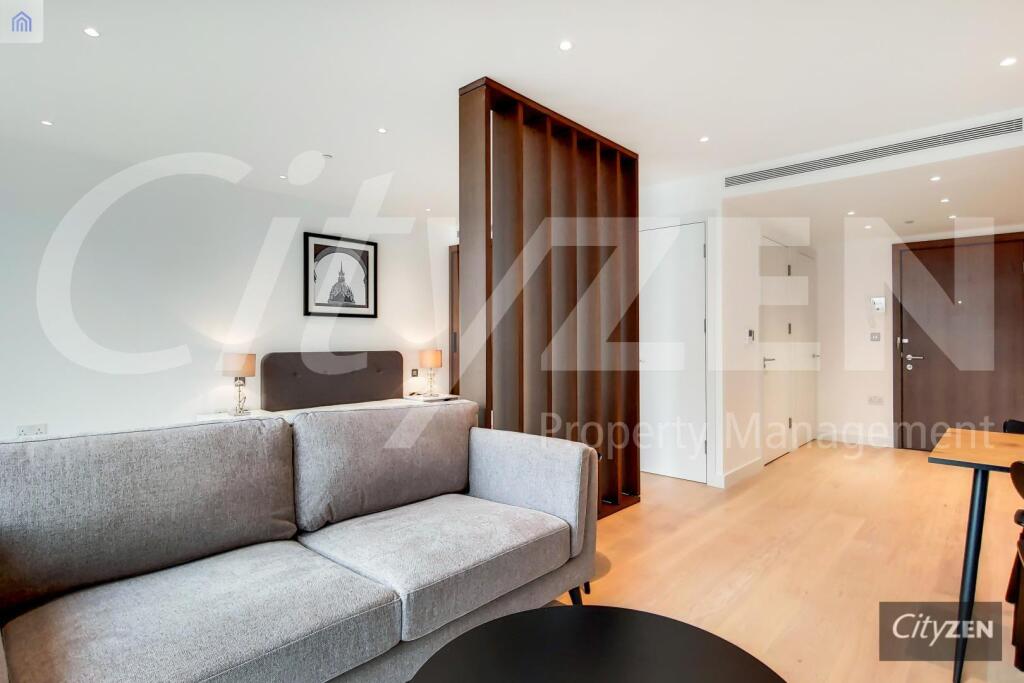 Studio flat for rent