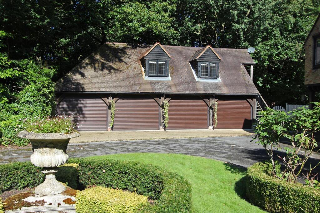 Main image of property: High Road, Chipstead, Coulsdon