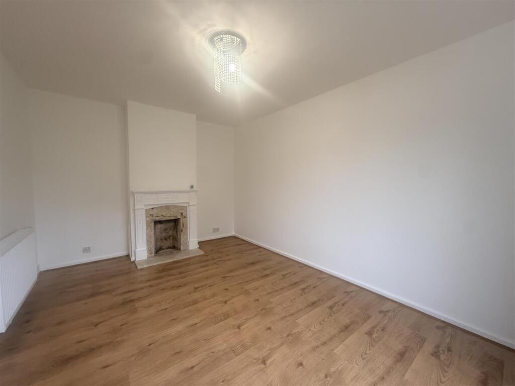 House in London, Abbey Wood - View 4