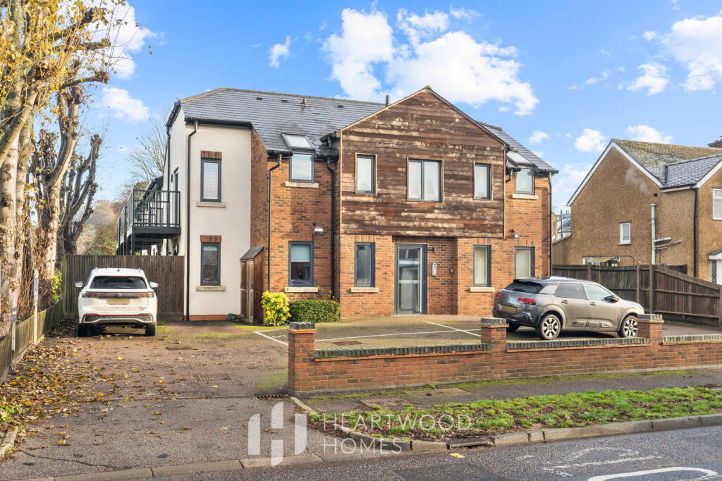 Additional image 4 of Luton Road, Harpenden, AL5 3DU