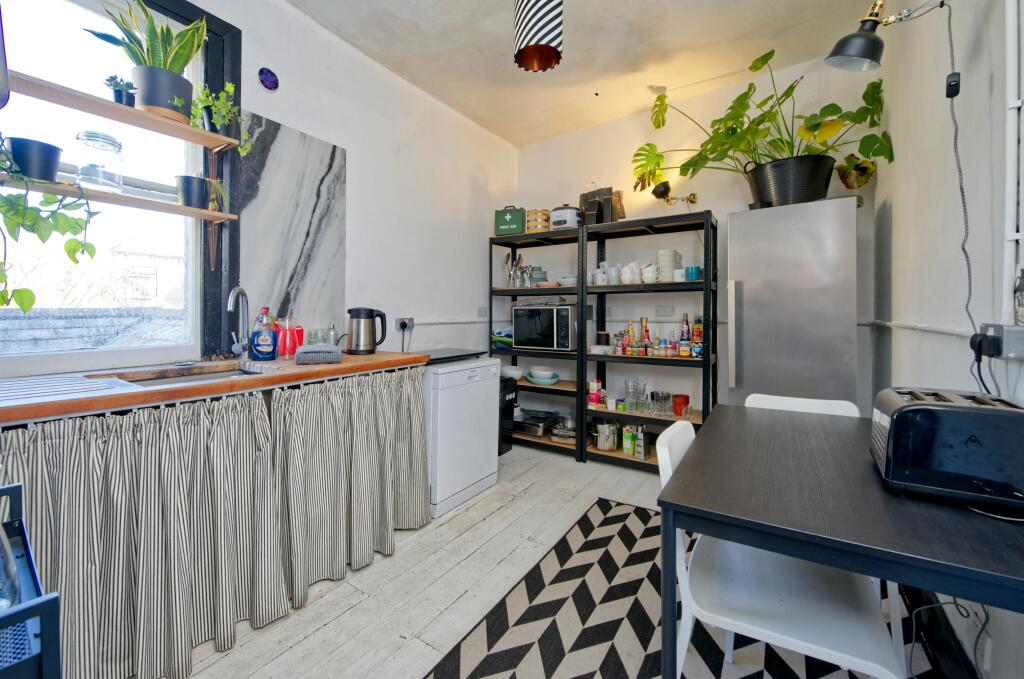 78 fitzalan st6681.jpg